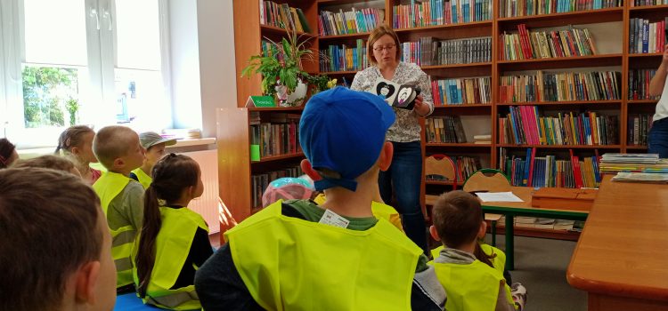 Przedszkolaki w bibliotece