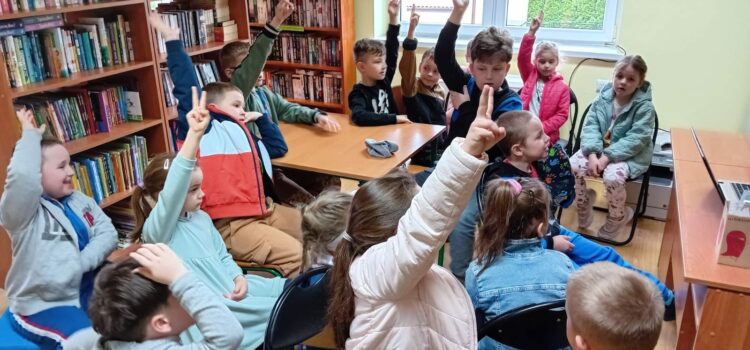 Przedszkolaki w bibliotece