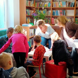 Lekcja o Polsce, w bibliotece w Liszkach.