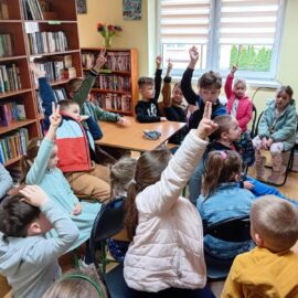 Przedszkolaki w bibliotece